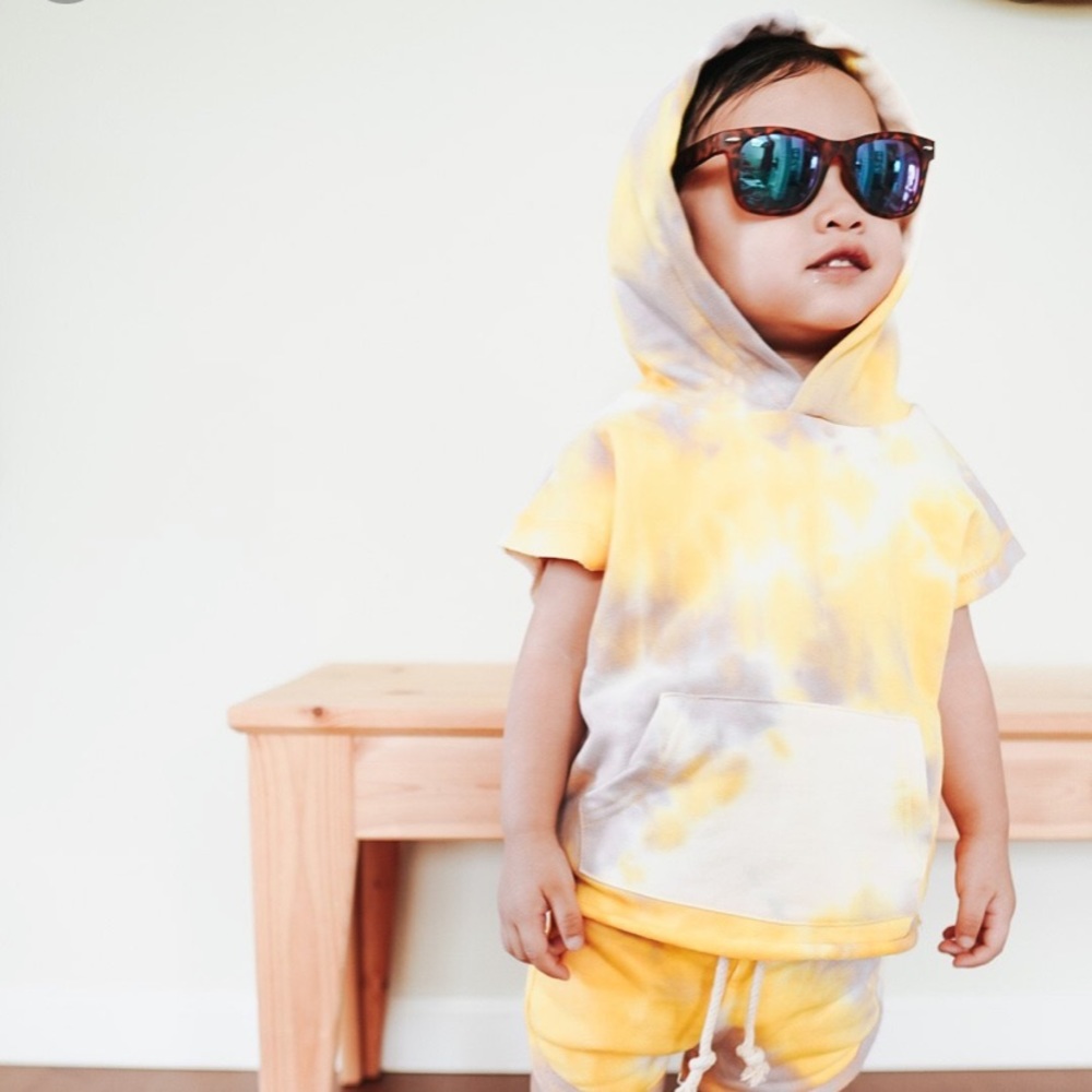 Orcas Lucille Tie Dye cut off Hoodies Cute and stylish.